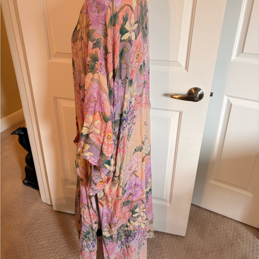 Spell Floral Kimono Open Front M/L EC - Picture 7 of 8